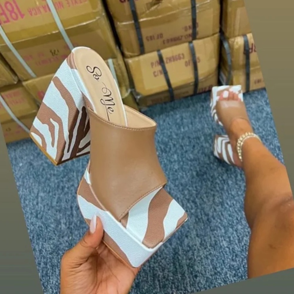8.5 platform square zebra sandals